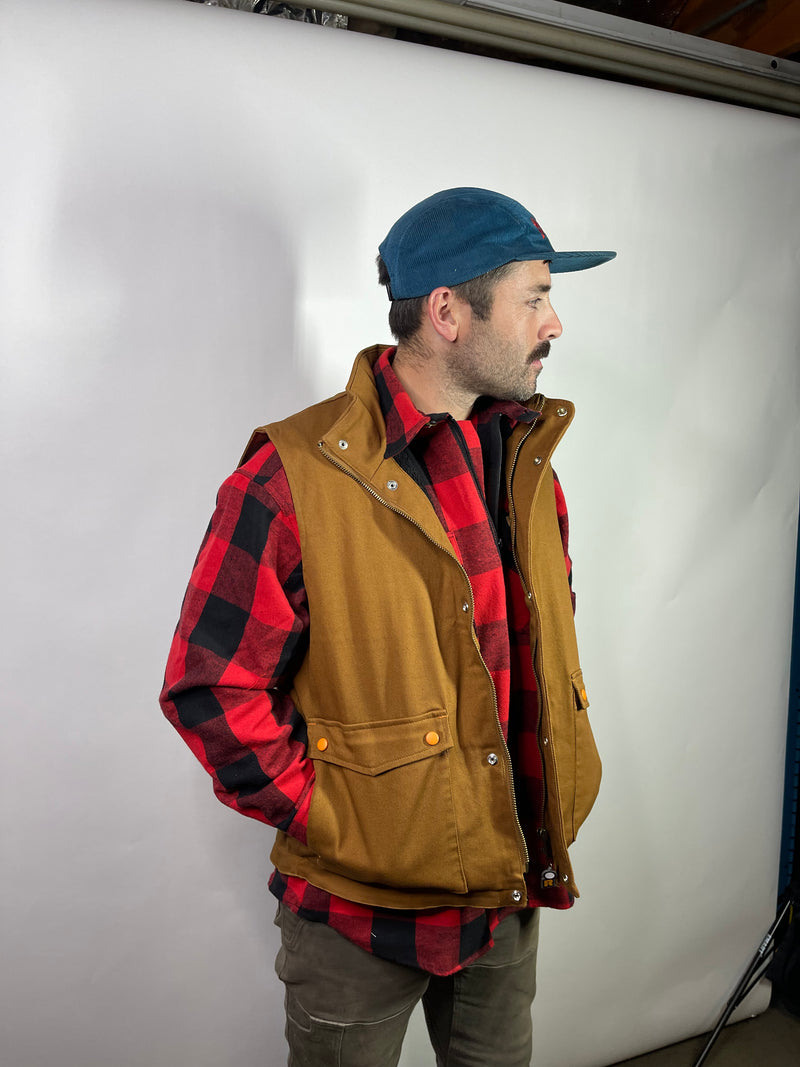 Waterproof outlet vest mens